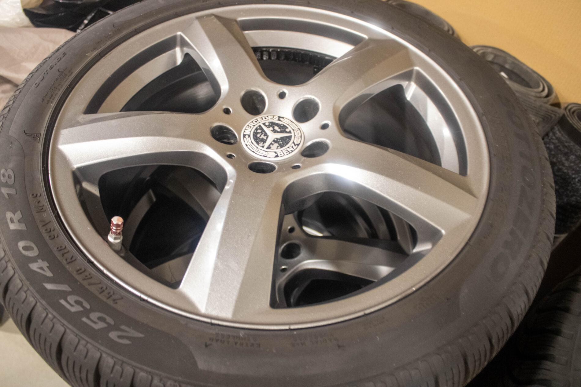 2013 Mercedes-Benz CLS 350 CDI, sivá kombi, 256 400 km