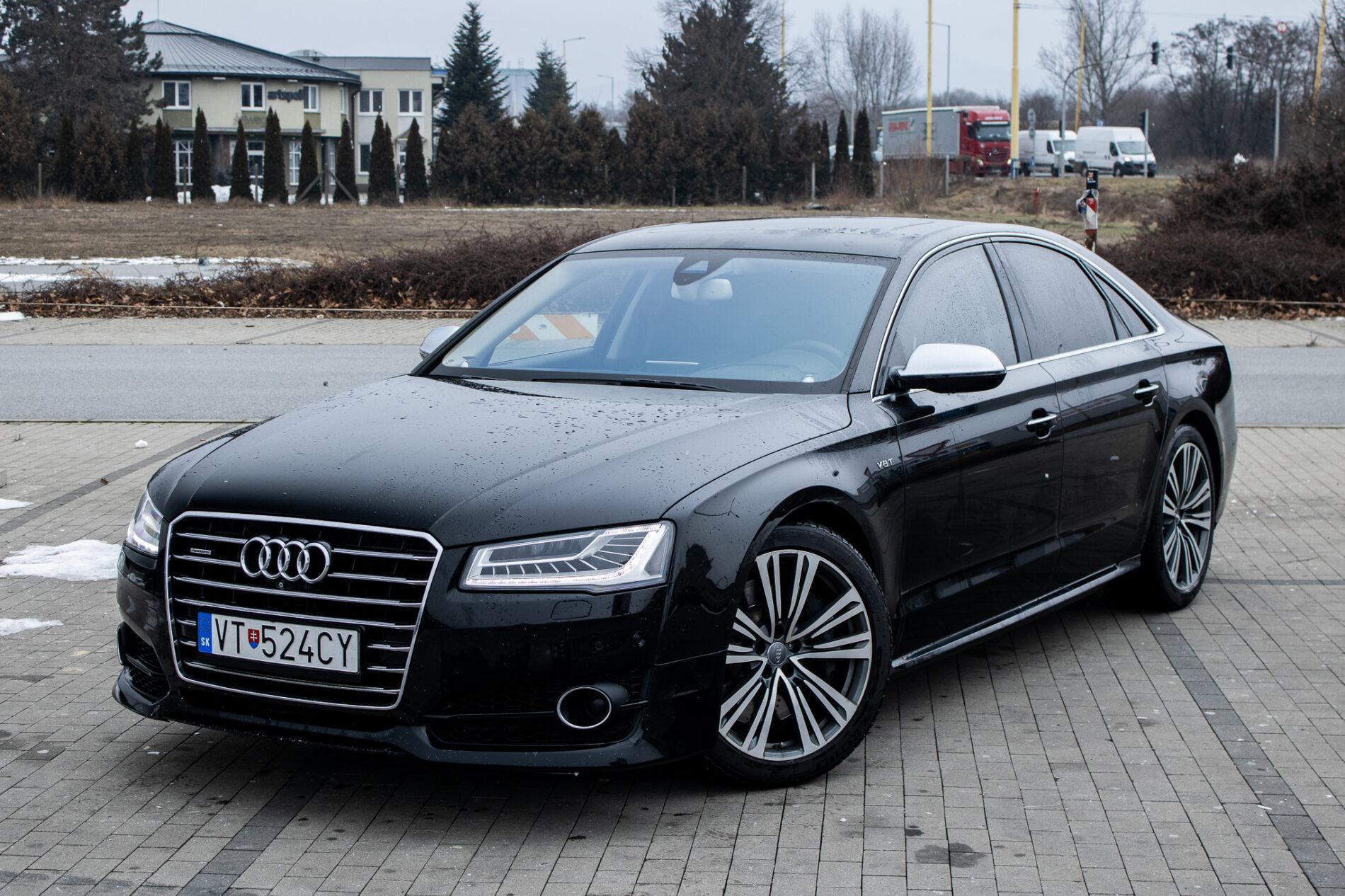2016 AUDI A8