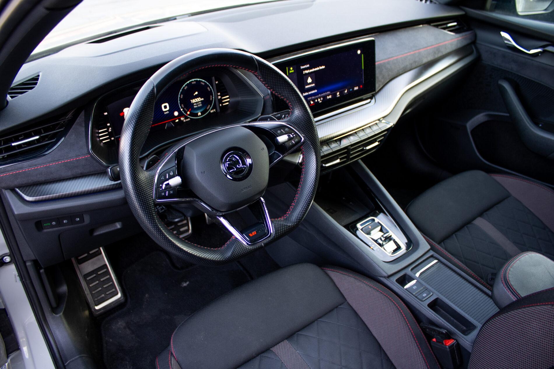 2021 Skoda Octavia RS, sivá, 105 455 km