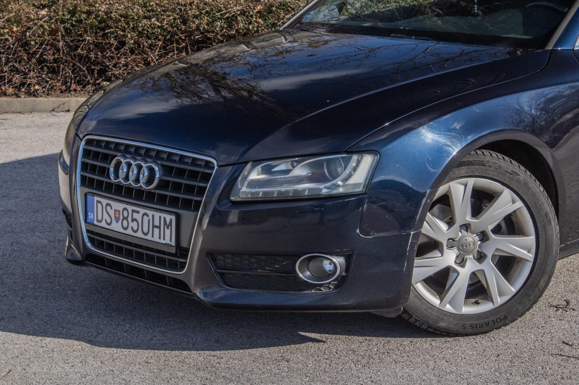 2012 AUDI A5, modrá sedan, 285 521 km