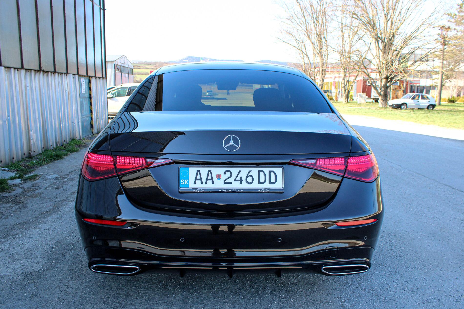 2021 Mercedes-Benz S 400d, čierna sedan, 82 099 km