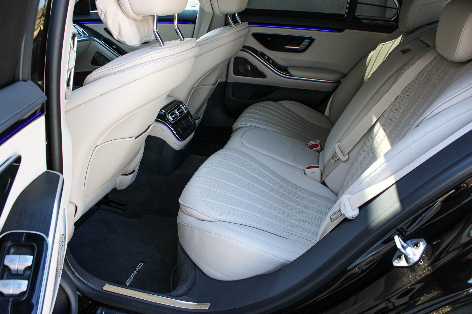 2021 Mercedes-Benz S 400d, čierna sedan, 82 099 km
