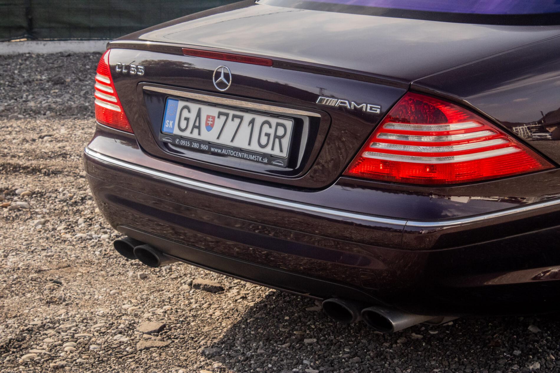 2002 Mercedes-Benz CL 55 AMG, fialová kupé, 127 625 km