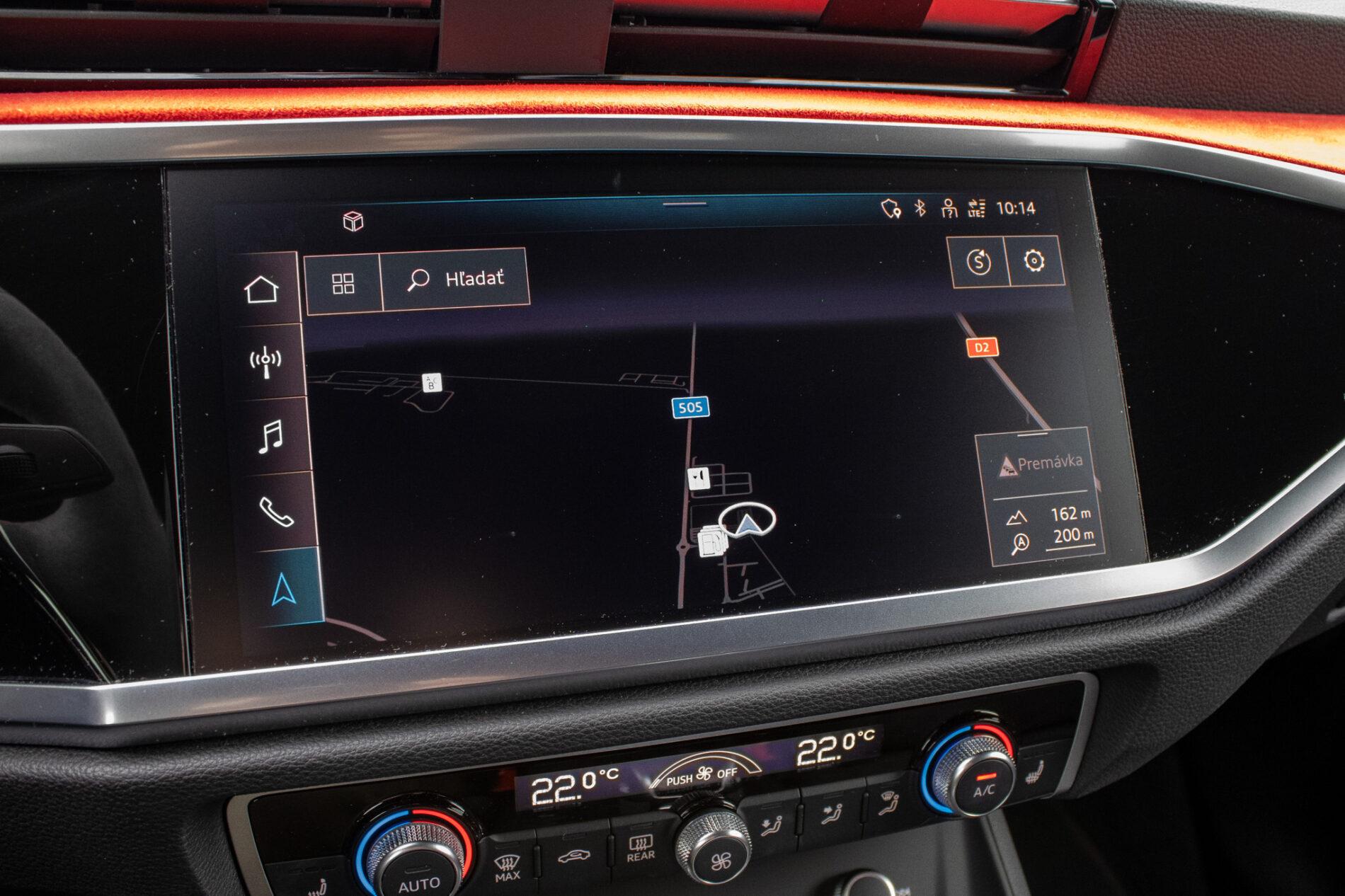 2022 AUDI RSQ3, červená suv, 26 664 km