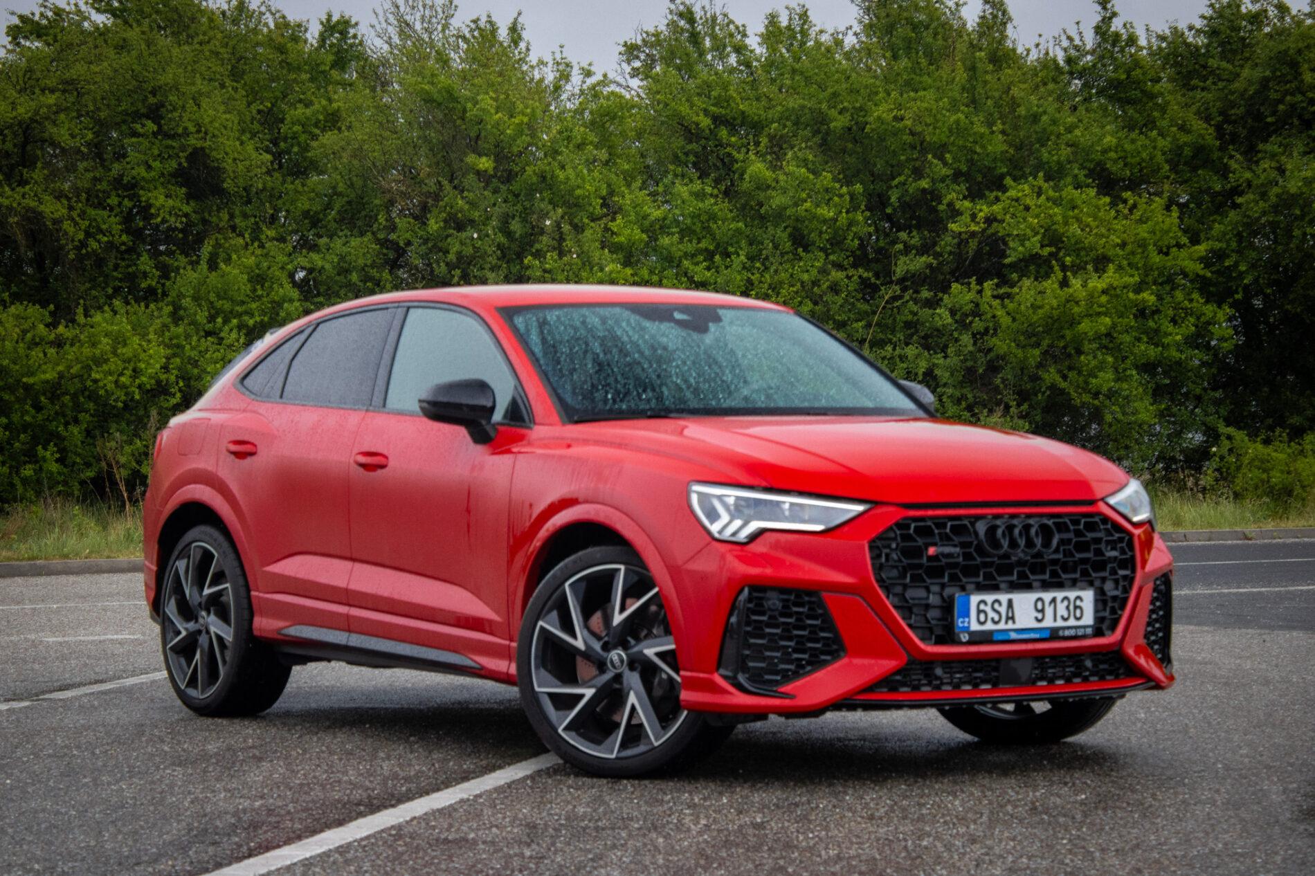 2022 AUDI RSQ3, červená suv, 26 664 km