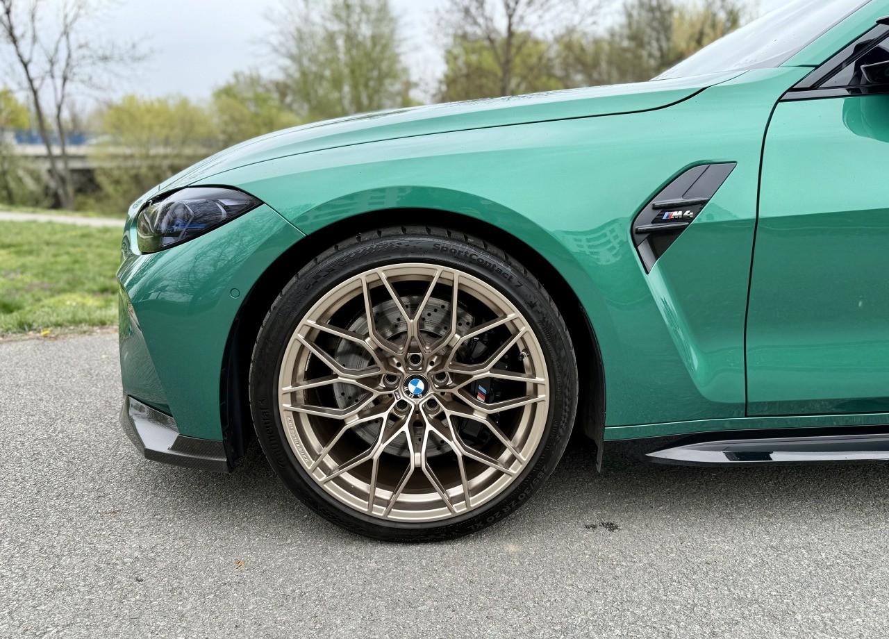 2021 BMW M4, tmavozelená kupé, 50 600 km