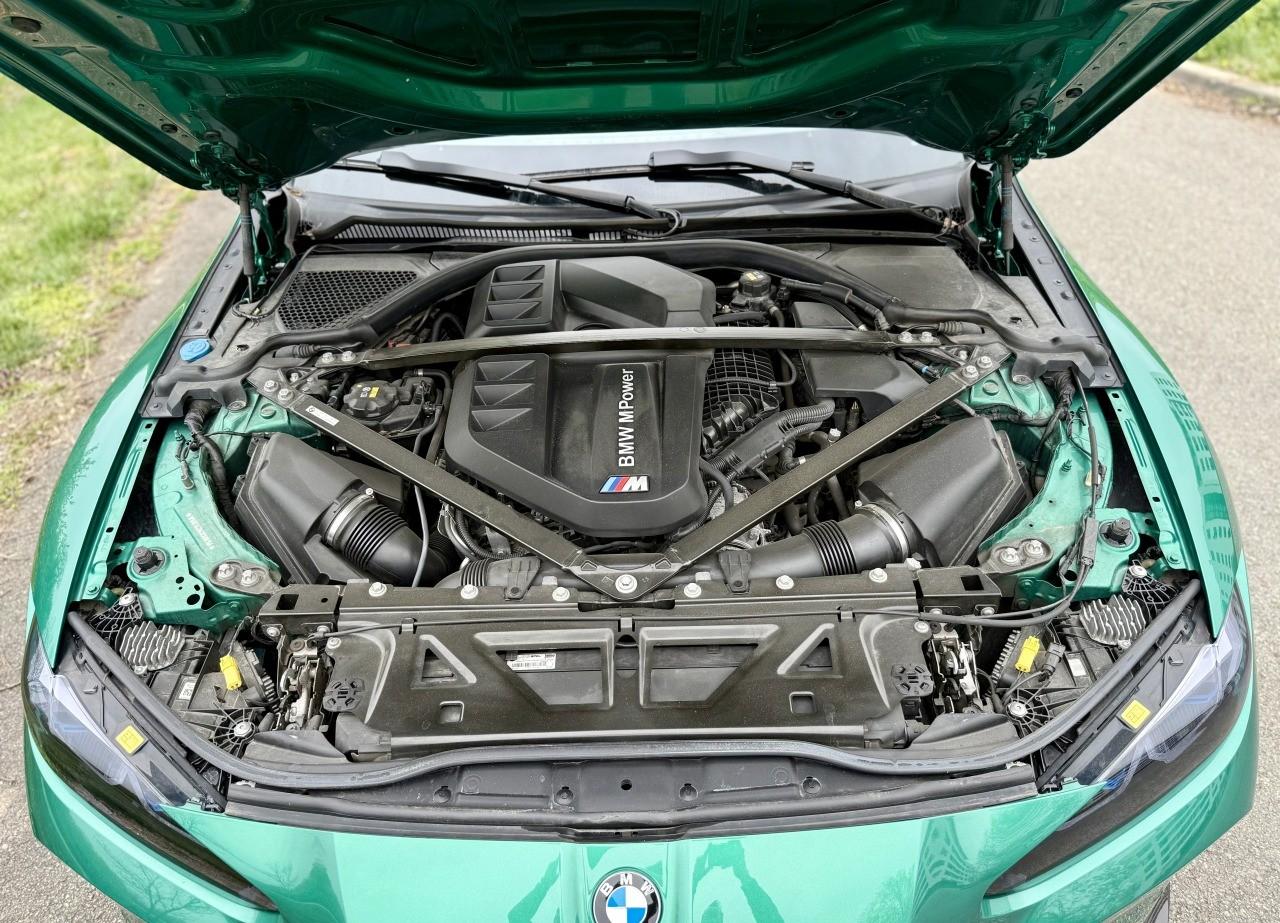 2021 BMW M4, tmavozelená kupé, 50 600 km