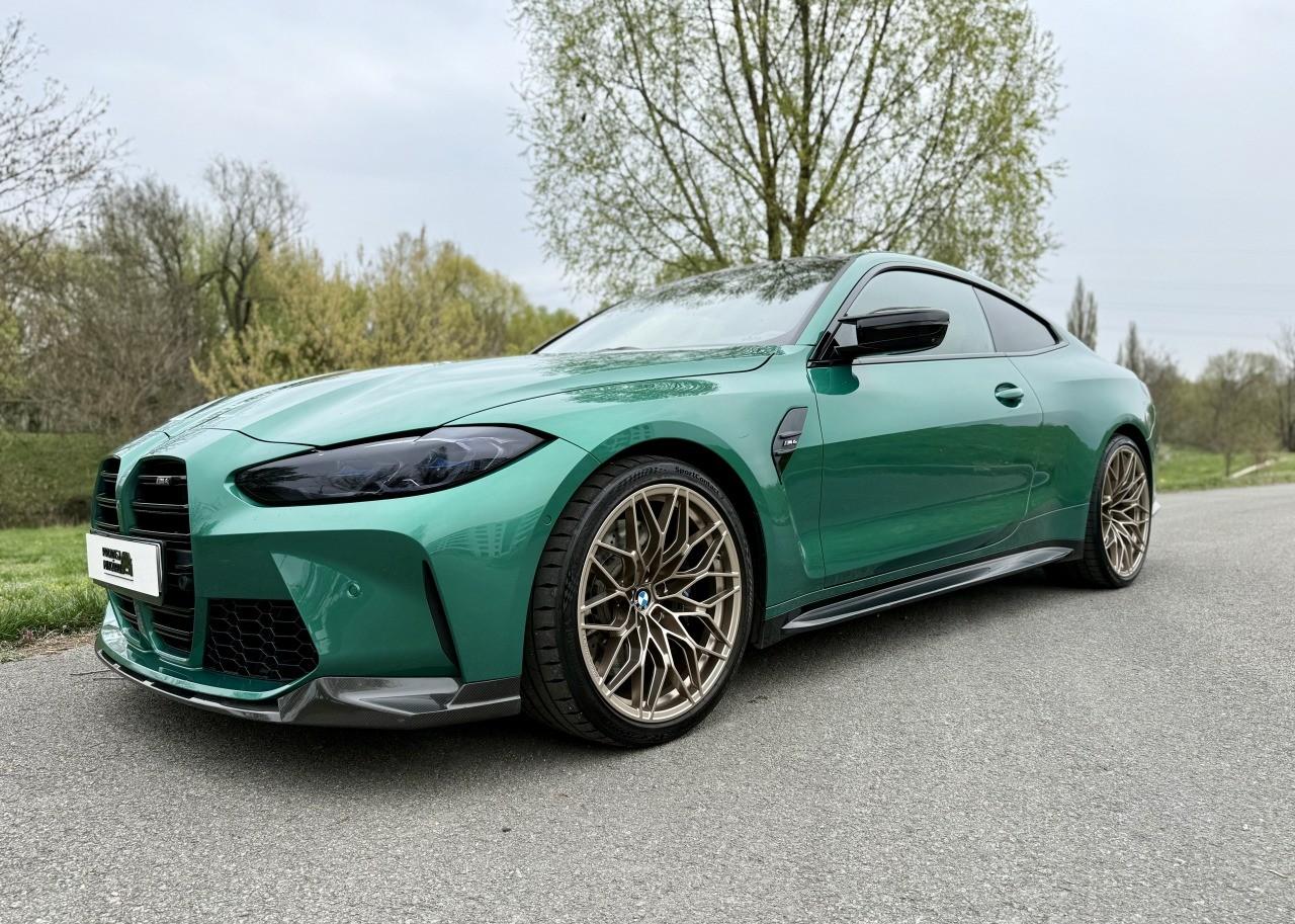 2021 BMW M4, tmavozelená kupé, 50 600 km