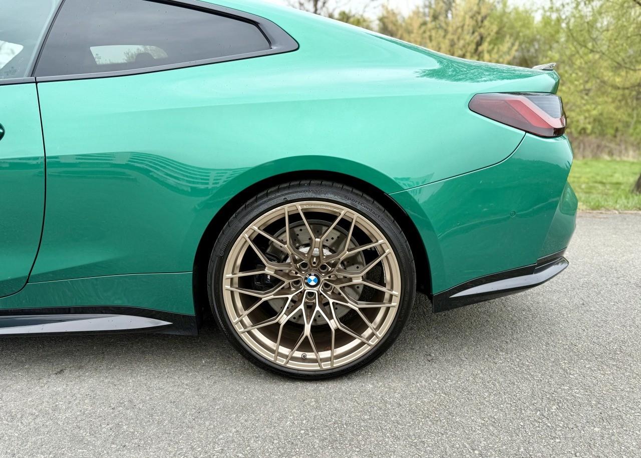 2021 BMW M4, tmavozelená kupé, 50 600 km