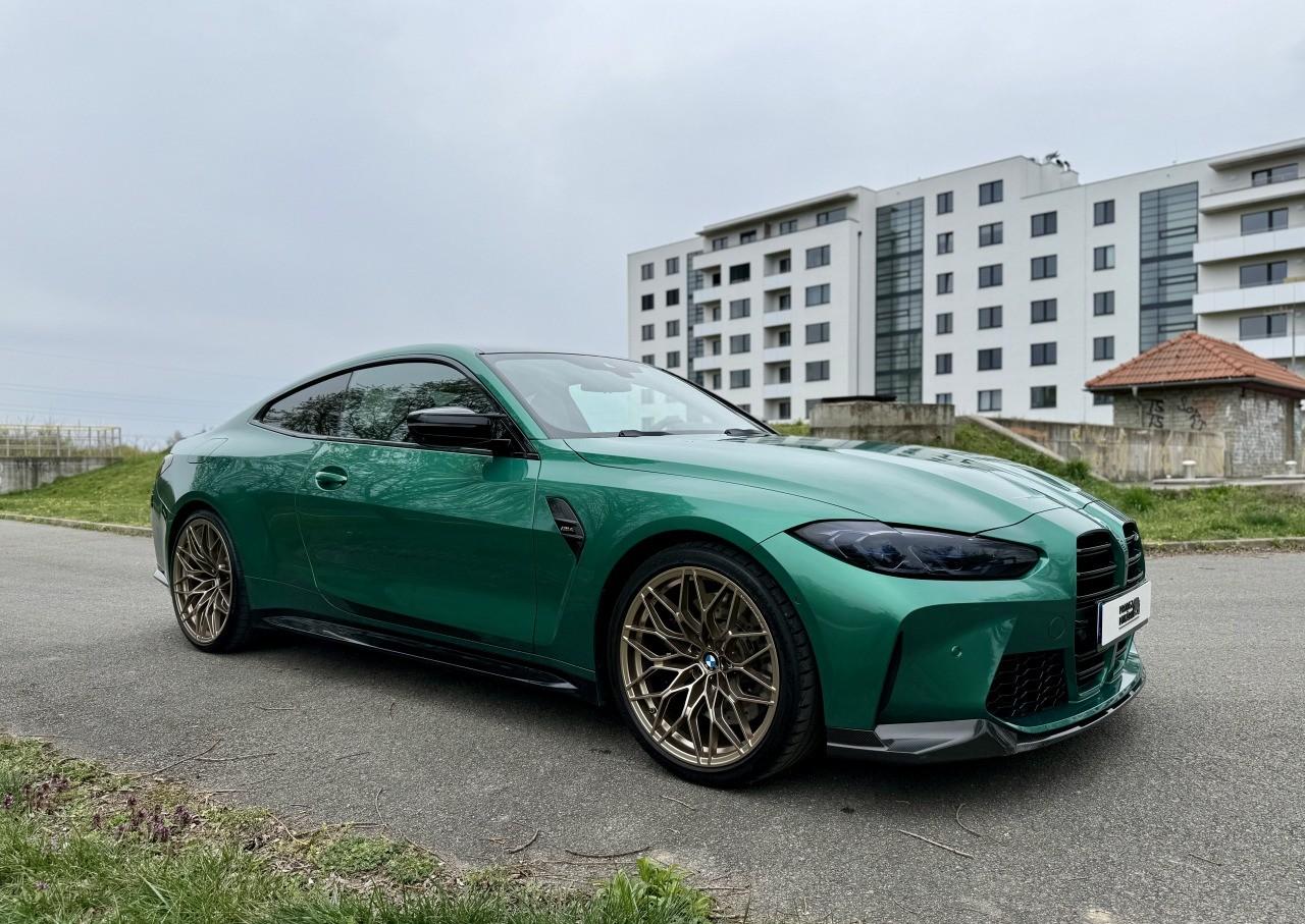 2021 BMW M4, tmavozelená kupé, 50 600 km
