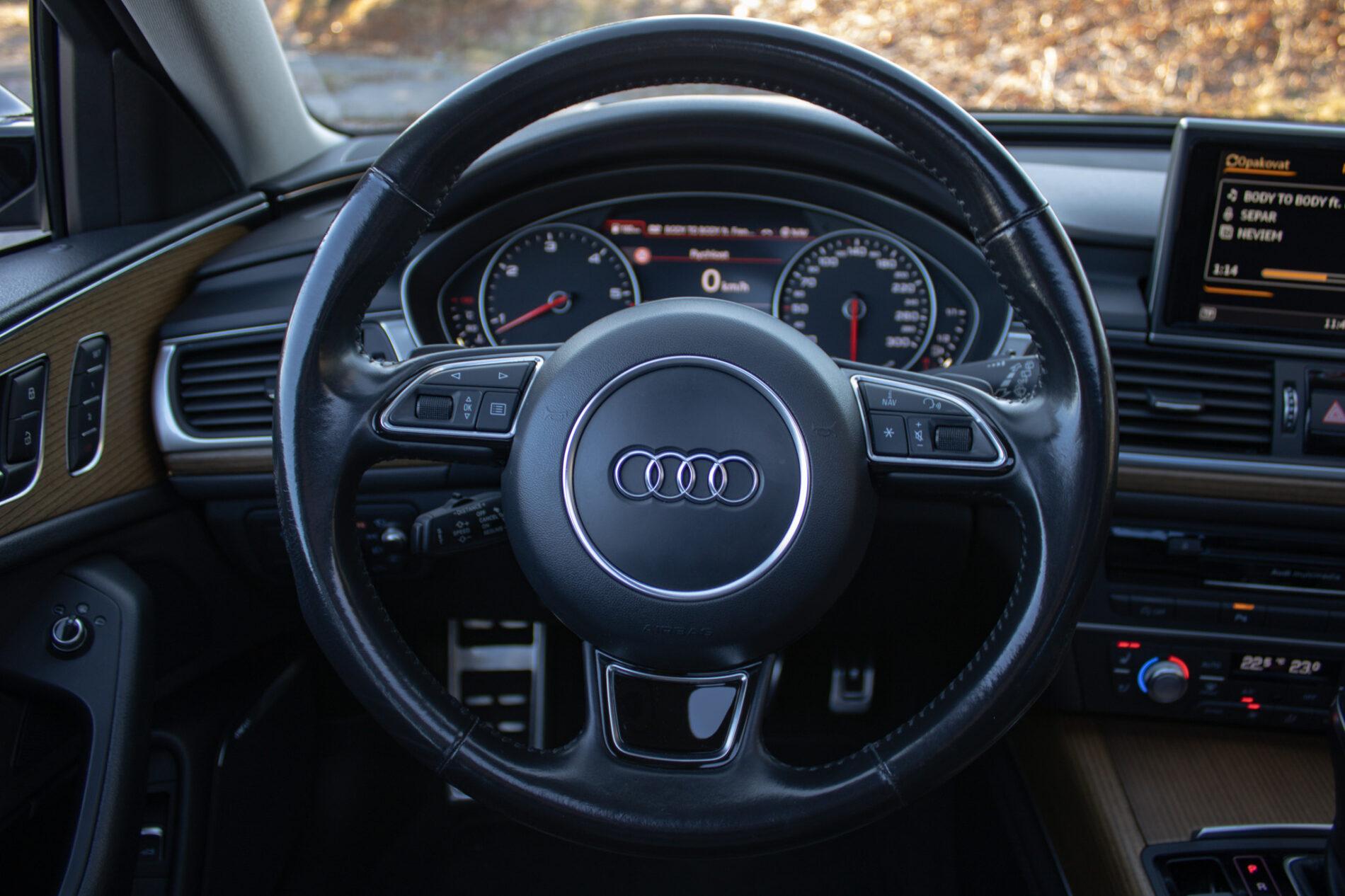 2016 AUDI A6, modrá kombi, 177 013 km