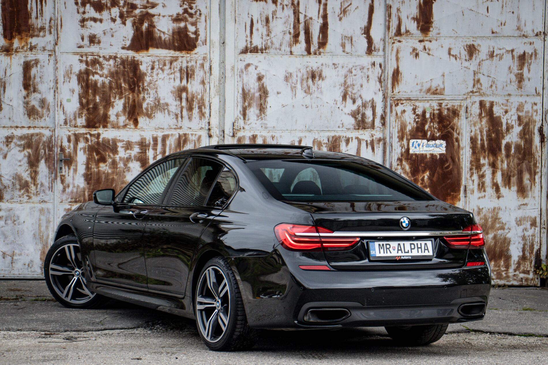 2017 BMW 740d, čierna sedan, 160 013 km