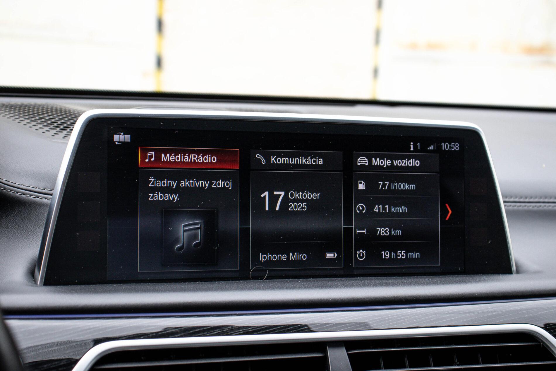 2017 BMW 740d, čierna sedan, 160 013 km