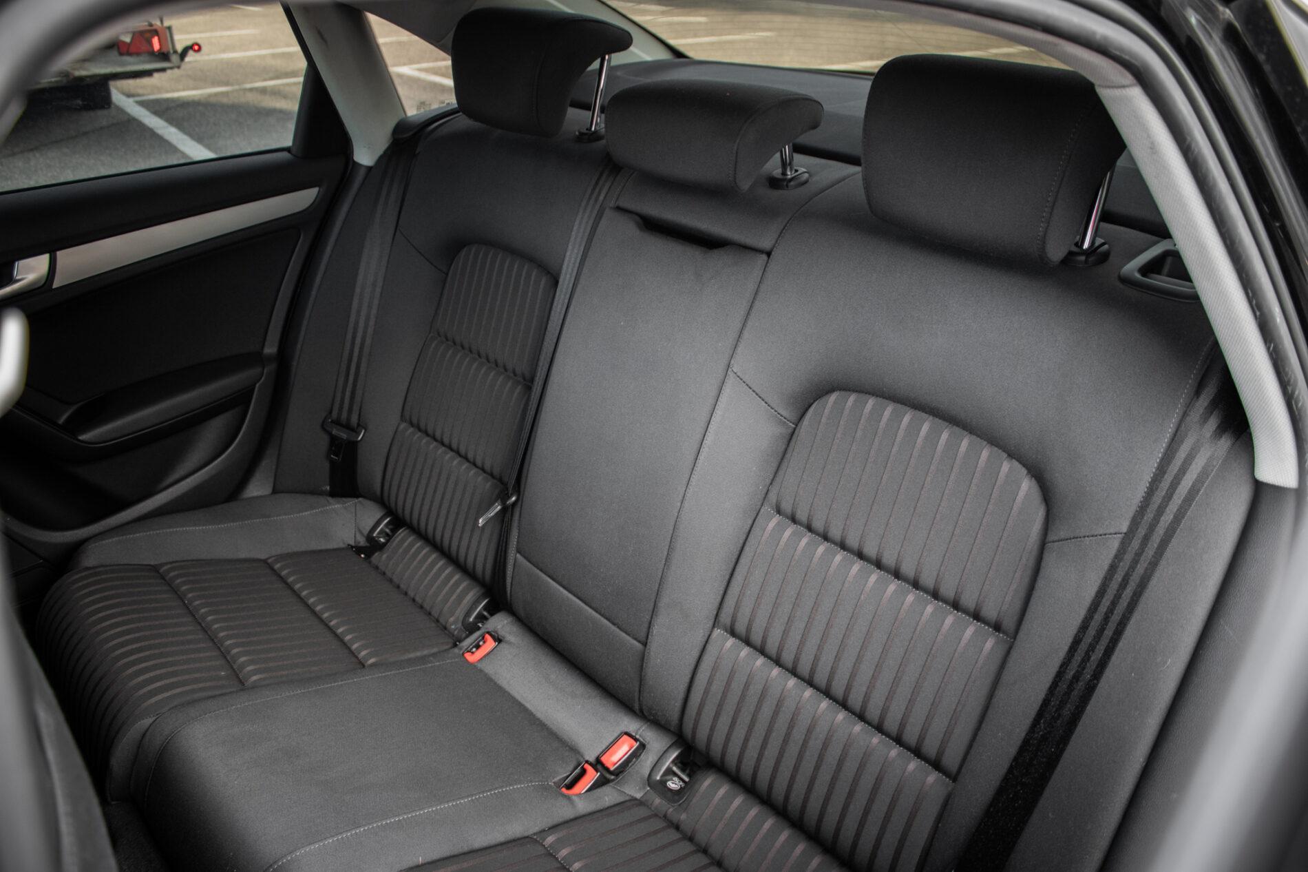 2008 AUDI A4, čierna sedan, 299 650 km