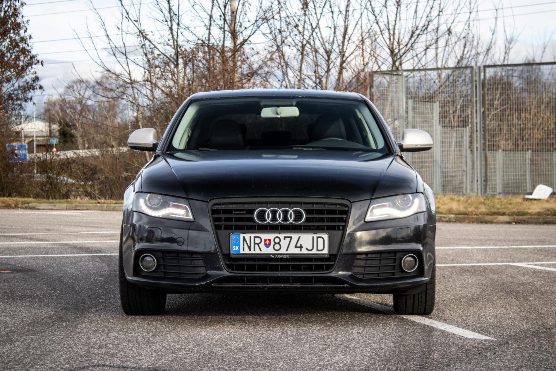 2008 AUDI A4, čierna sedan, 299 650 km