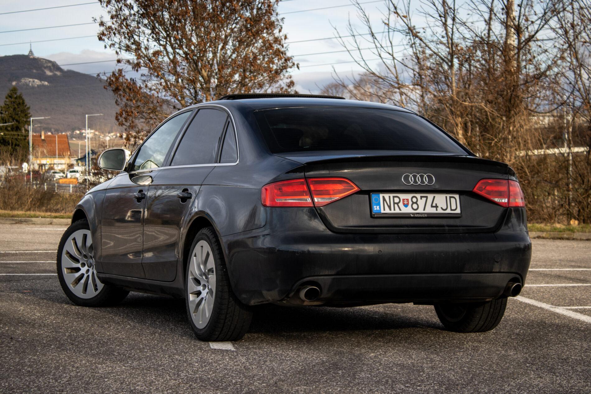 2008 AUDI A4, čierna sedan, 299 650 km