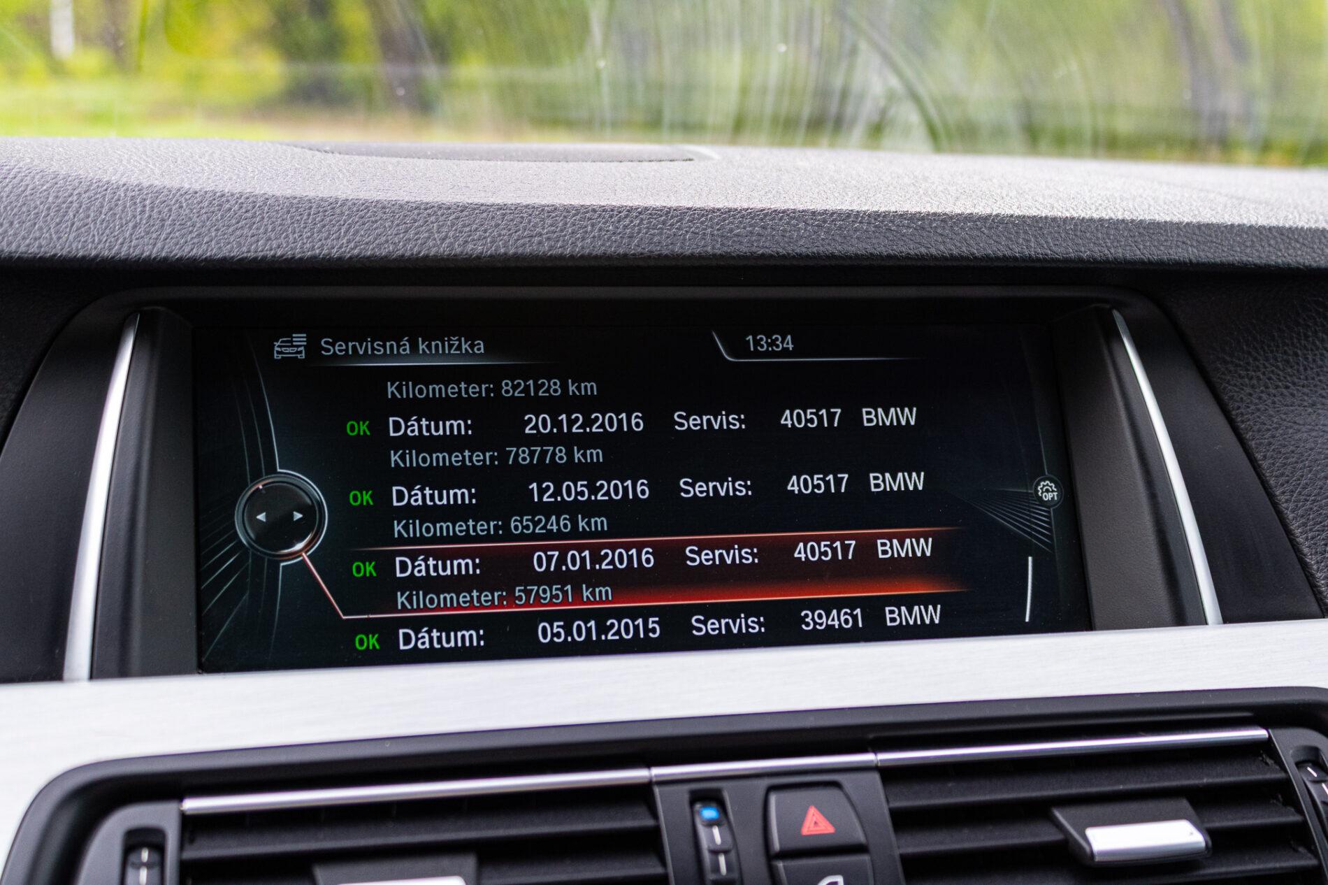 2013 BMW 530d, biela sedan, 300 588 km