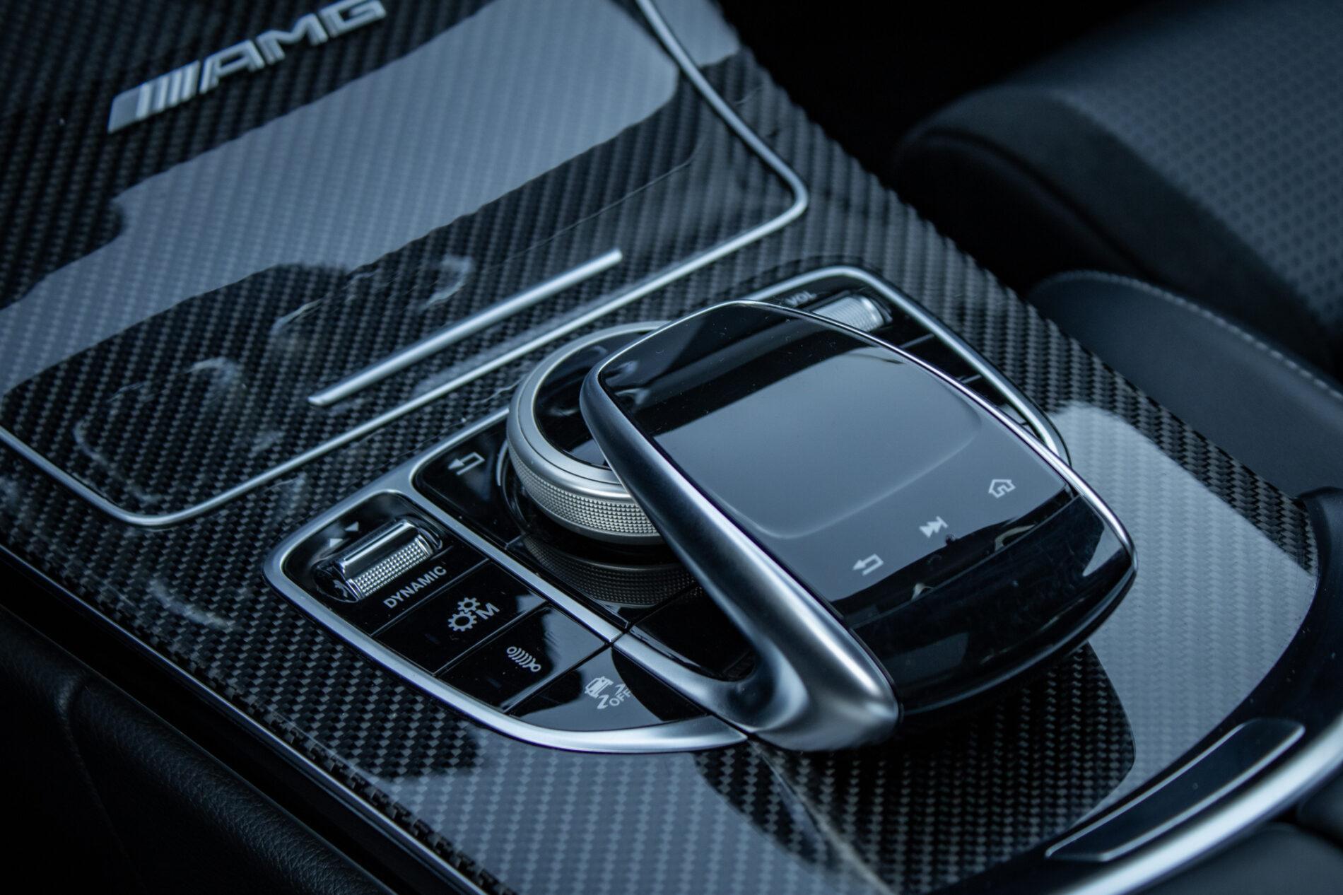 2019 Mercedes-Benz C 63 AMG, modrá kombi, 96 334 km