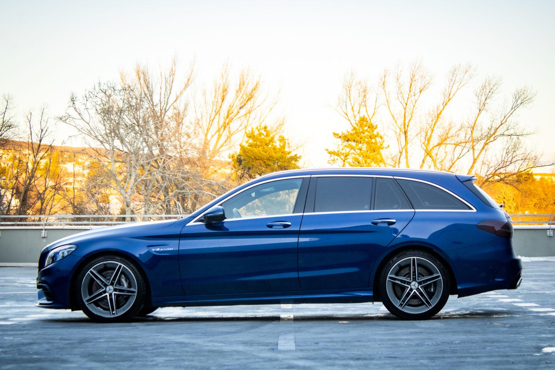 2019 Mercedes-Benz C 63 AMG, modrá kombi, 96 334 km
