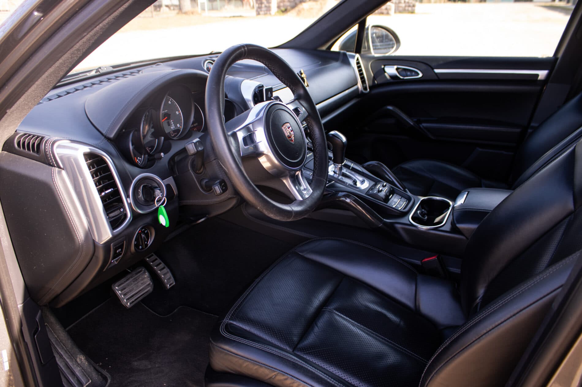 2013 Porsche Cayenne Diesel, sivá suv, 322 202 km