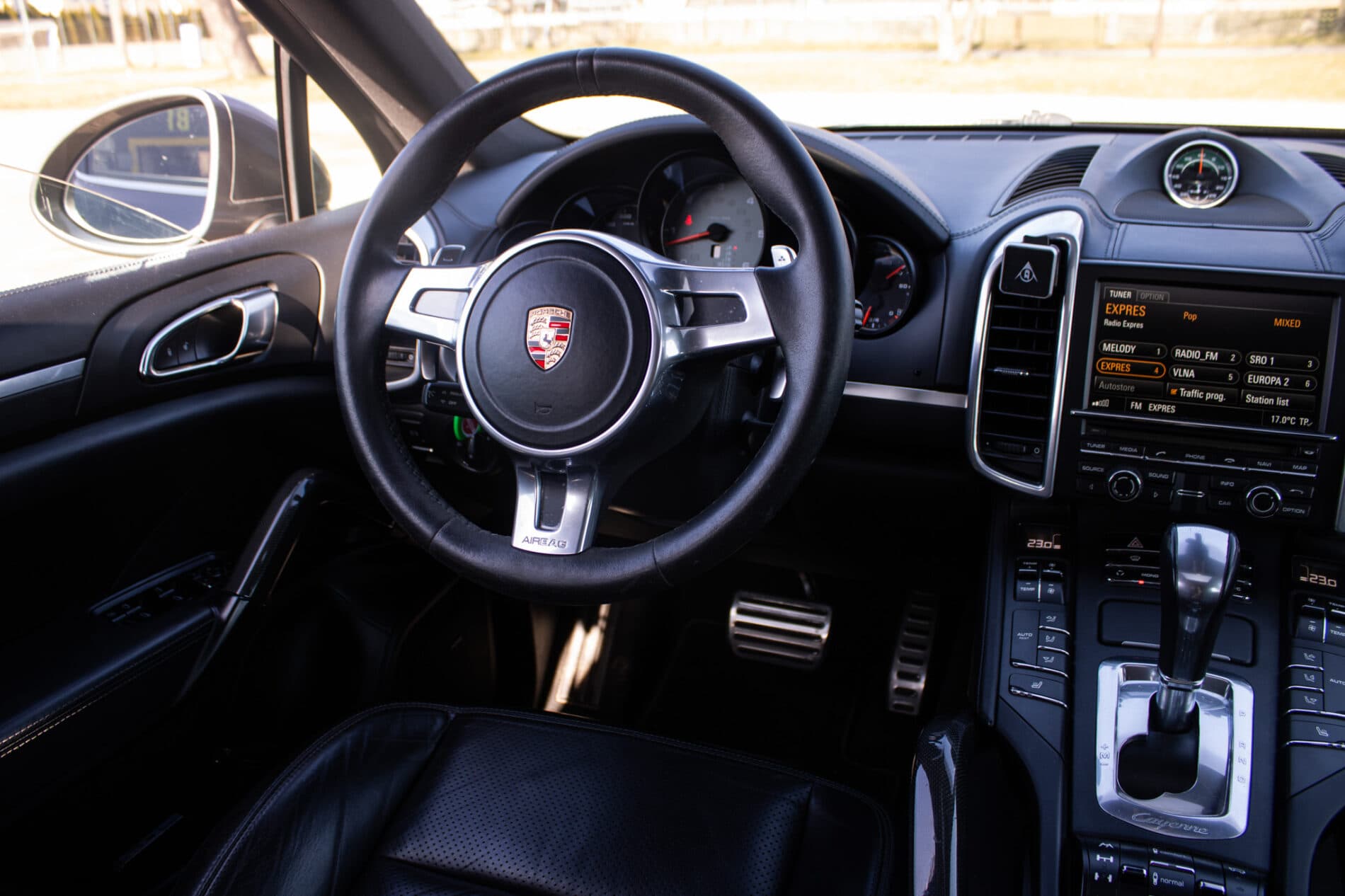 2013 Porsche Cayenne Diesel, sivá suv, 322 202 km