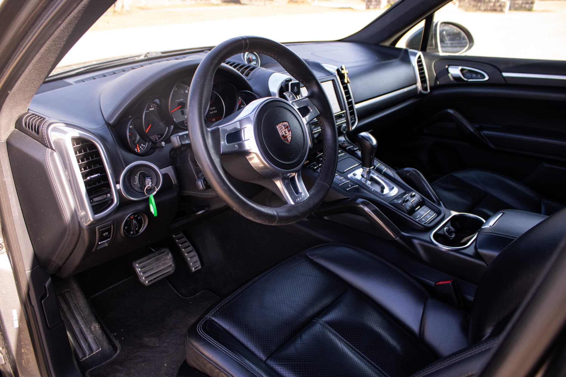 2013 Porsche Cayenne Diesel, sivá suv, 322 202 km