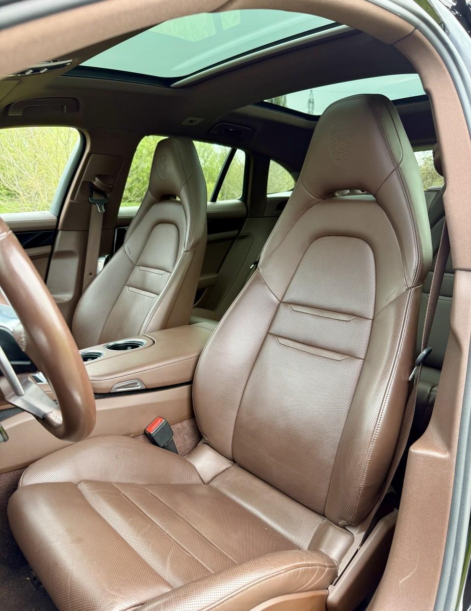 2018 Porsche Panamera 4S Sport Turismo, čierna kombi, 106 000 km