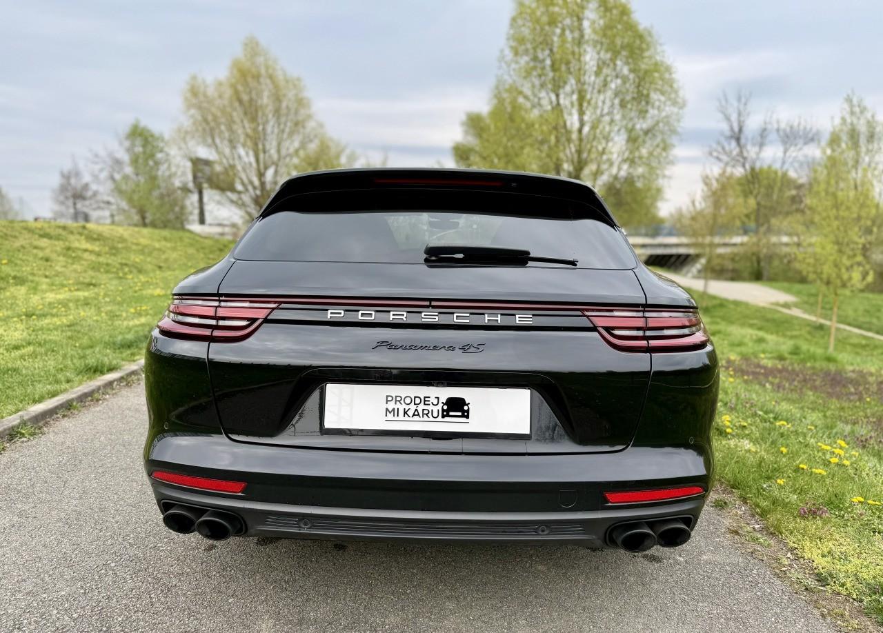 2018 Porsche Panamera 4S Sport Turismo, čierna kombi, 106 000 km