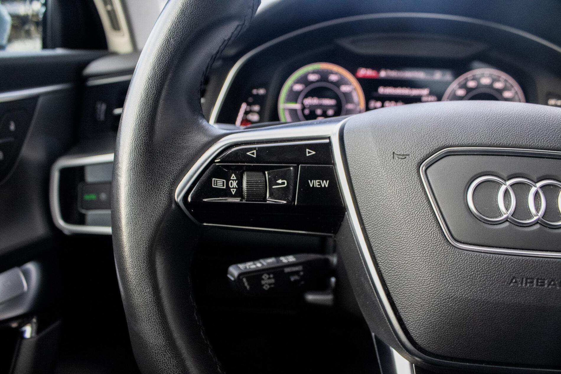 2023 AUDI A6, sivá sedan, 49 750 km