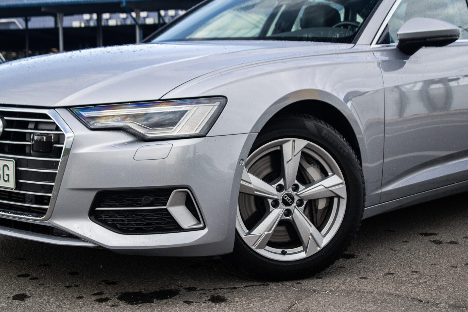 2023 AUDI A6, sivá sedan, 49 750 km