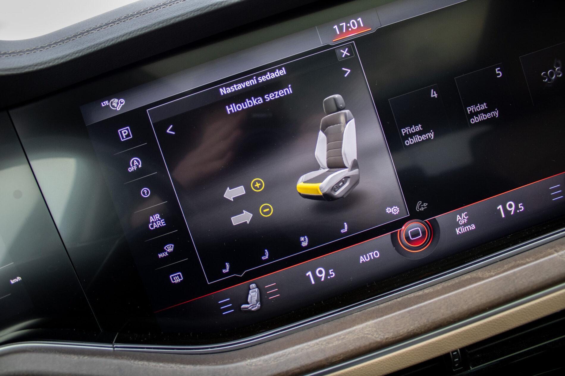 2019 Volkswagen Touareg, biela suv, 136 410 km