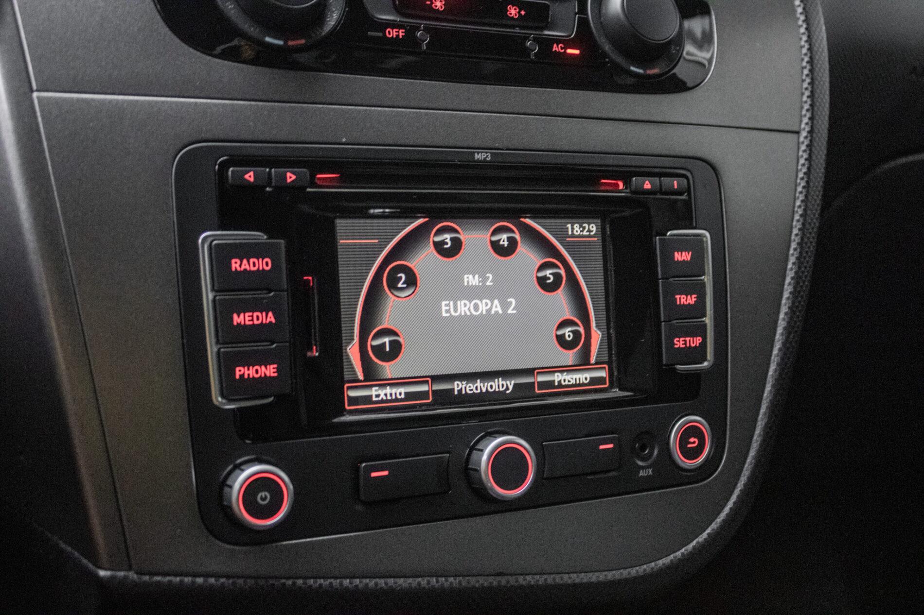 2009 Seat Leon Cupra R, čierna hatchback, 319 291 km