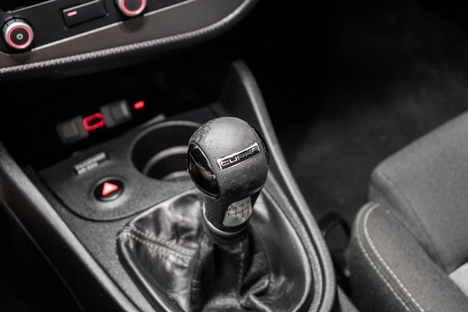 2009 Seat Leon Cupra R, čierna hatchback, 319 291 km