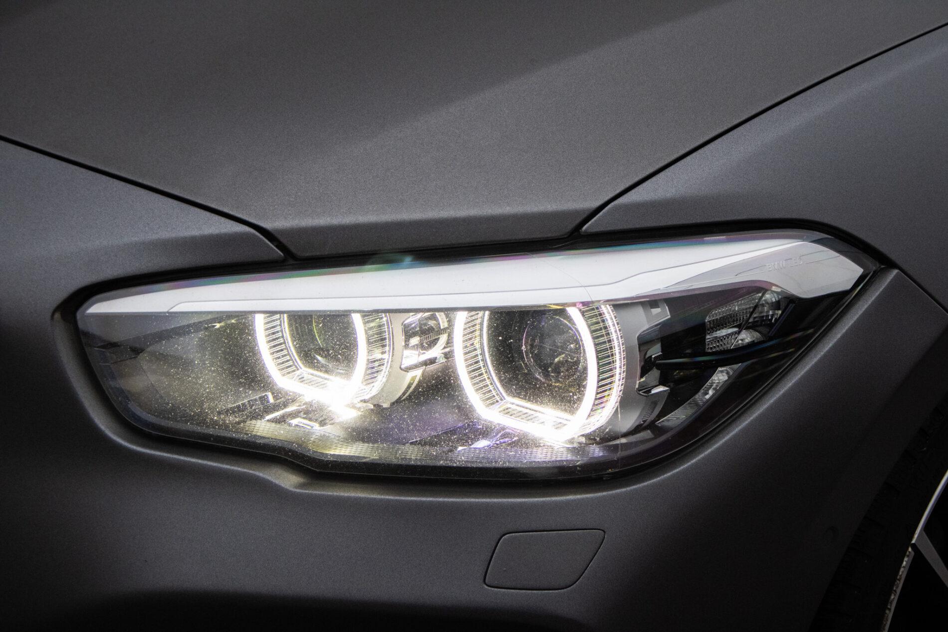 2018 BMW M140i, sivá hatchback, 144 720 km