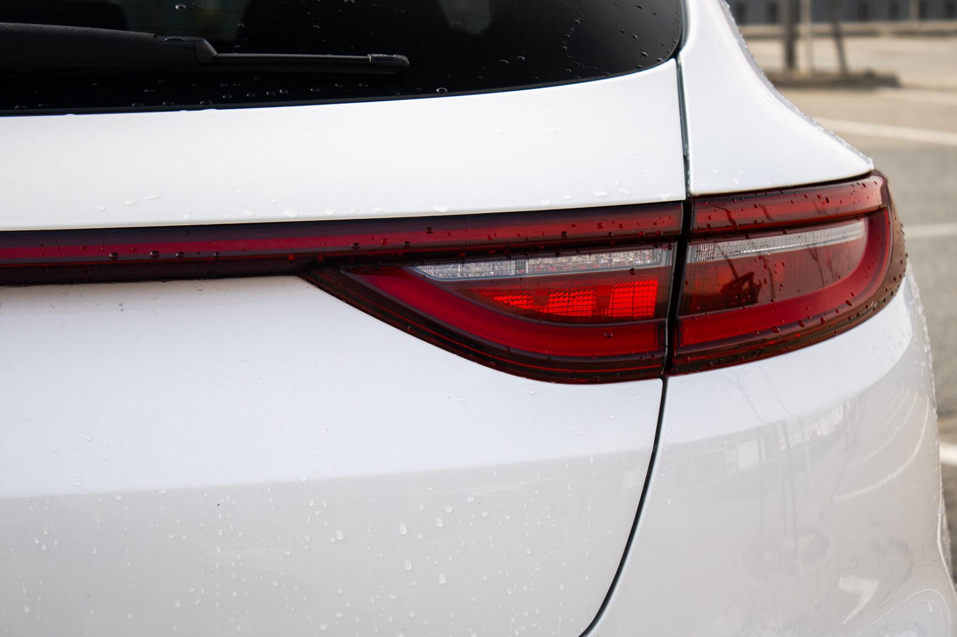 2019 Kia ProCeed GT, biela hatchback, 115 981 km
