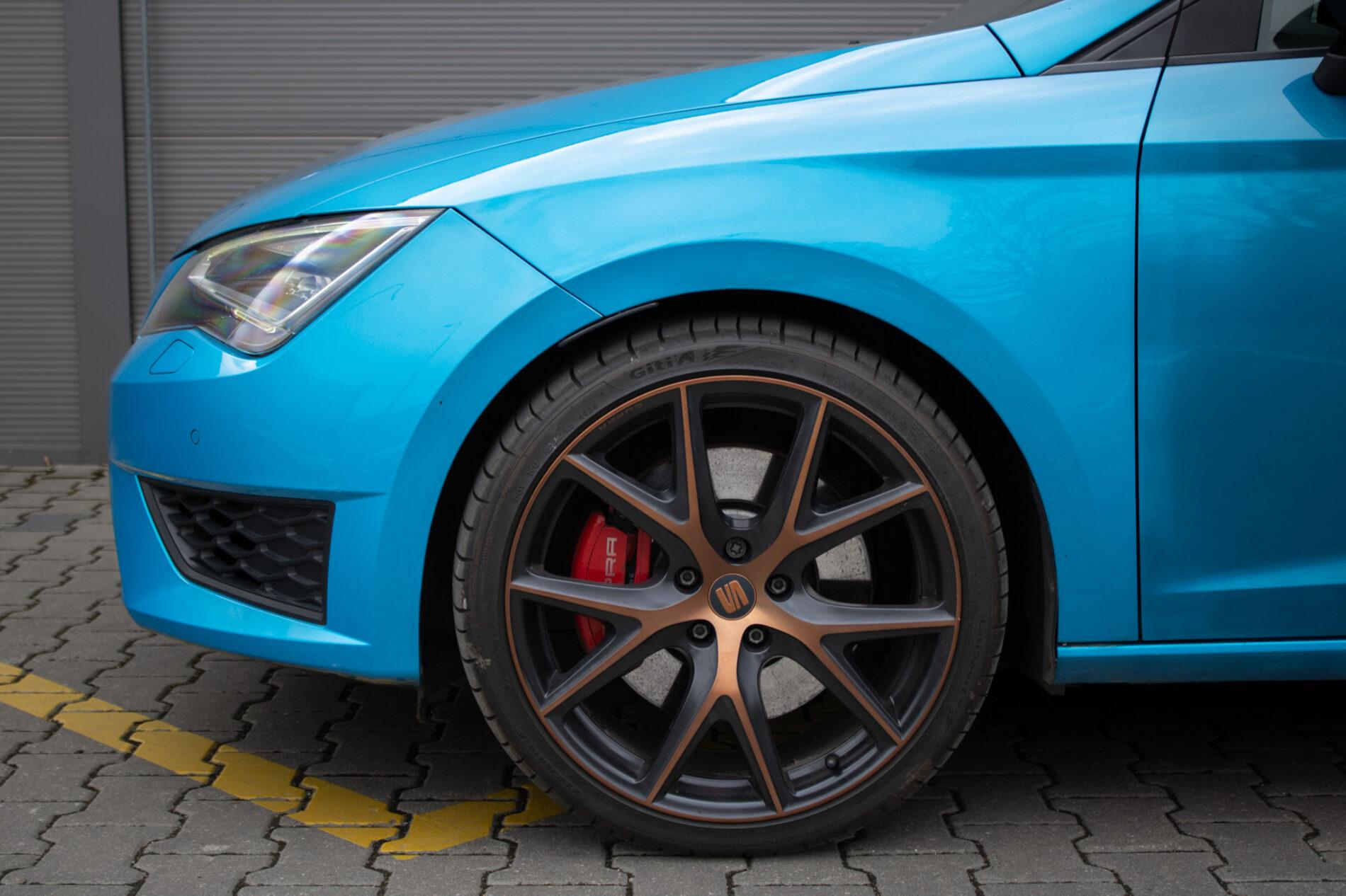 2016 Seat Leon Cupra, modrá kombi, 170 000 km