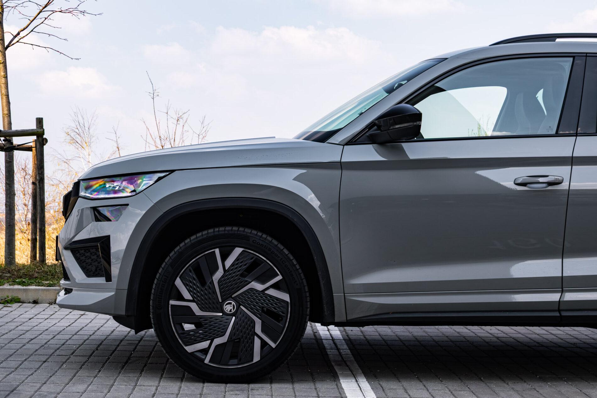 2023 Skoda Kodiaq RS, sivá suv, 35 947 km