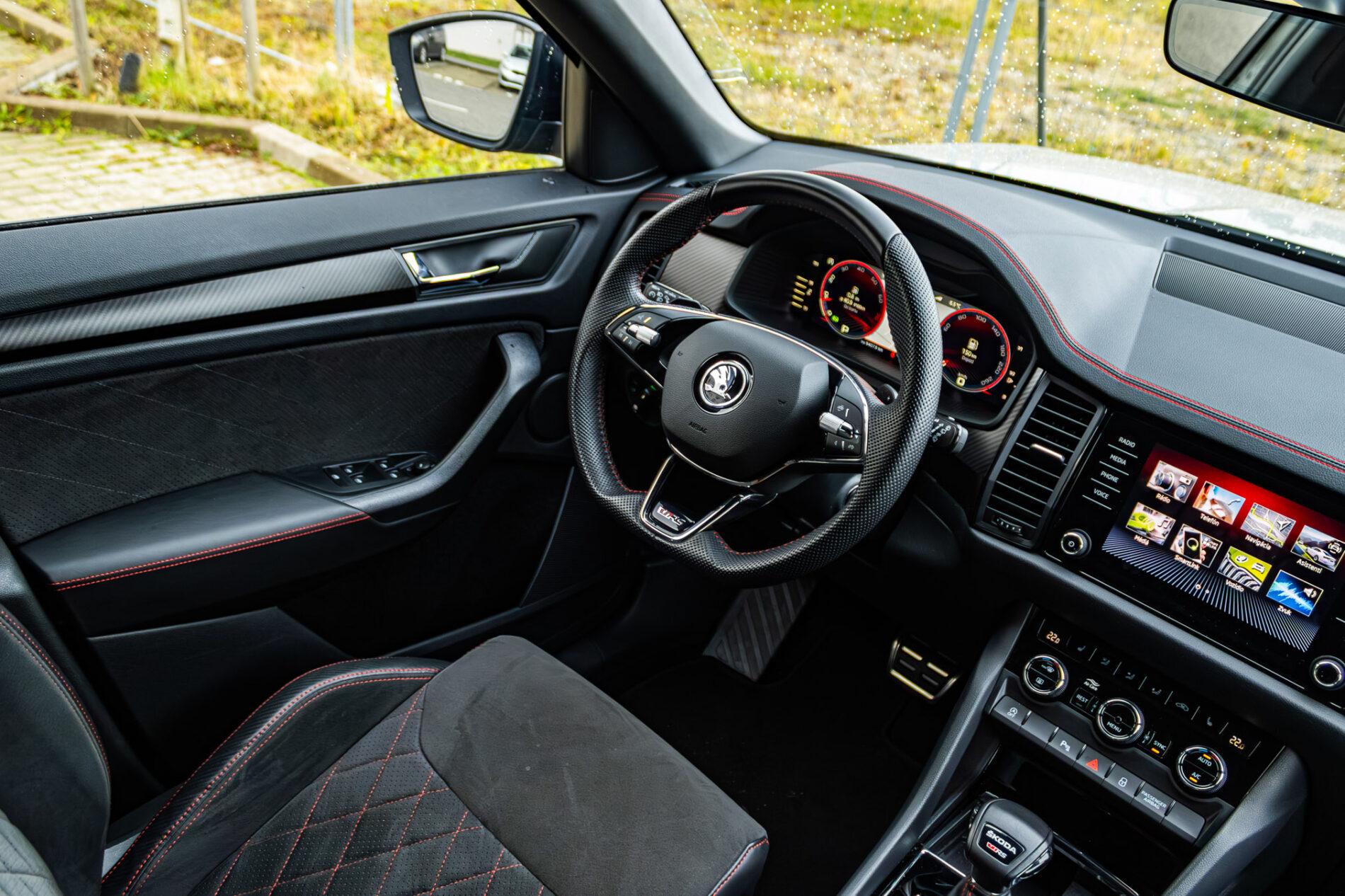 2023 Skoda Kodiaq RS, sivá suv, 35 947 km