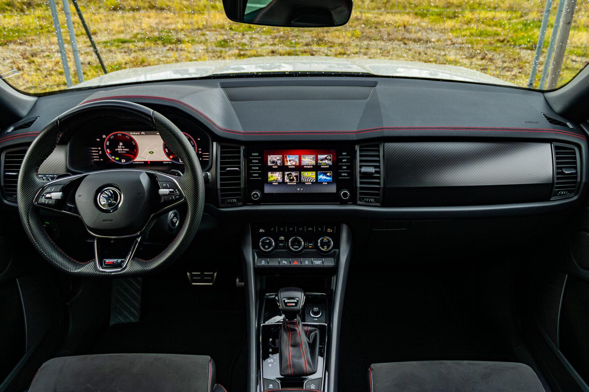 2023 Skoda Kodiaq RS, sivá suv, 35 947 km