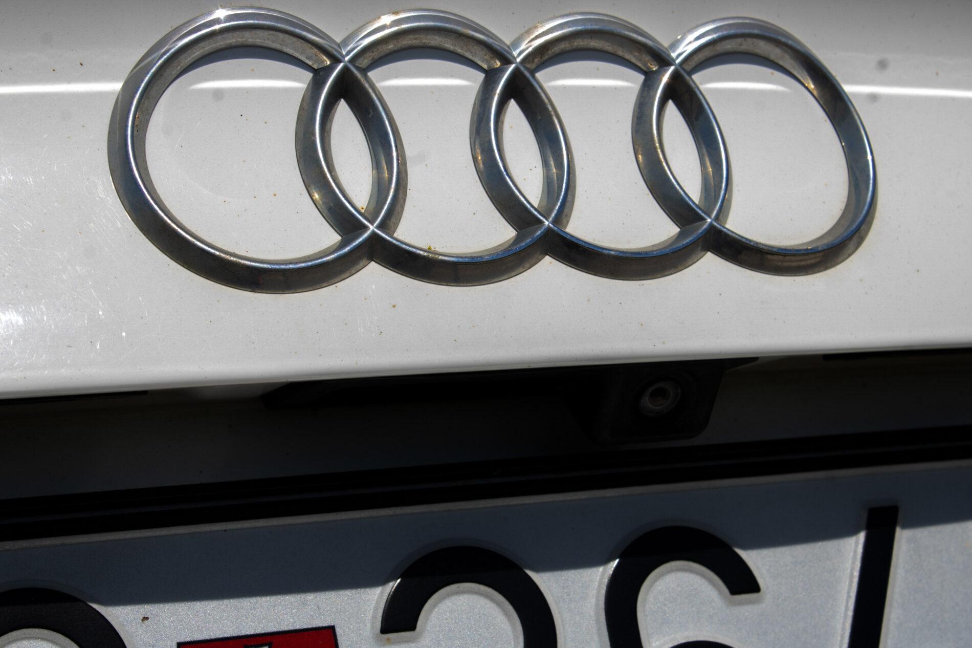 2010 AUDI S5, biela kupé, 266 052 km