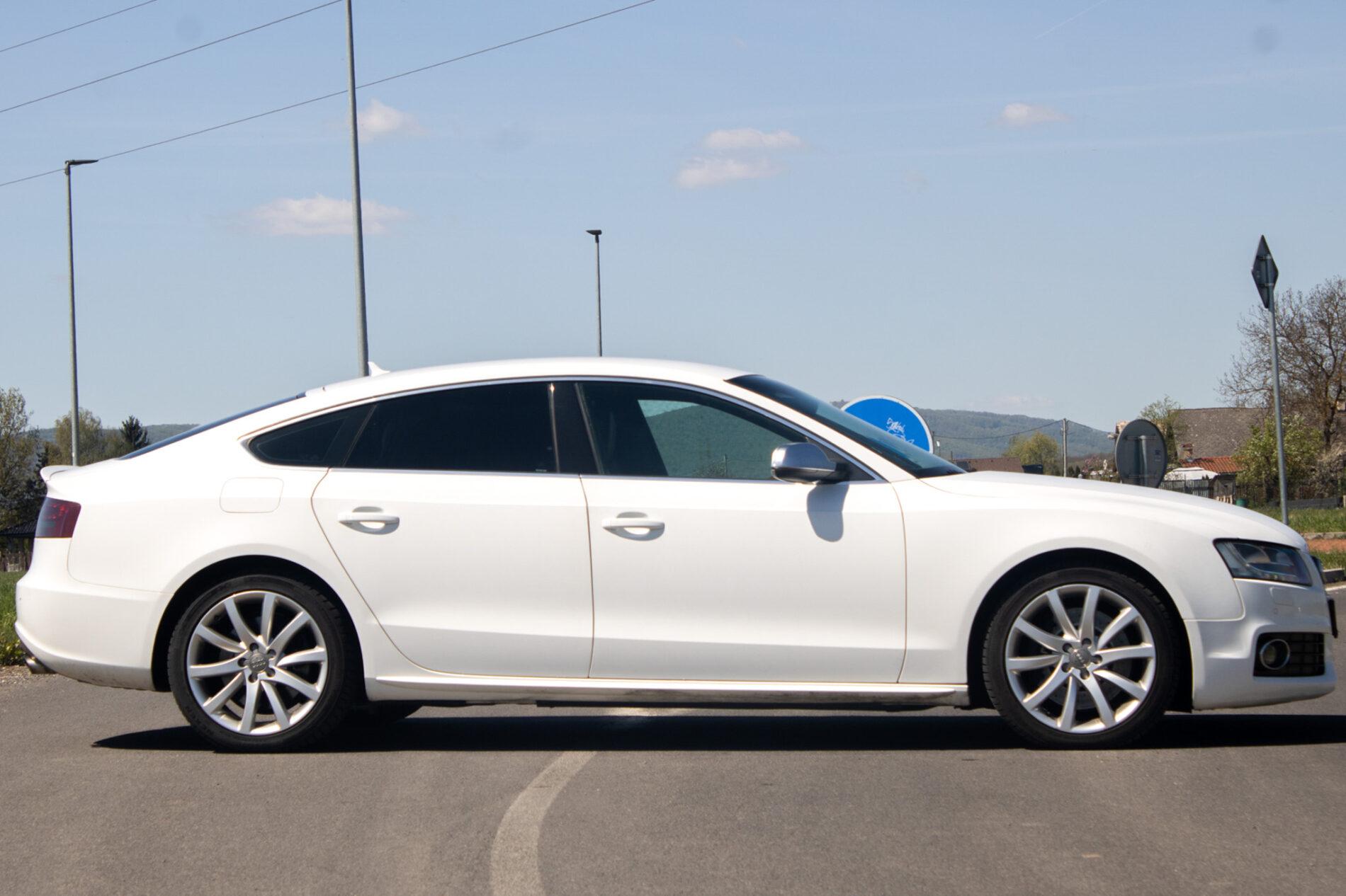 2010 AUDI S5, biela kupé, 266 052 km