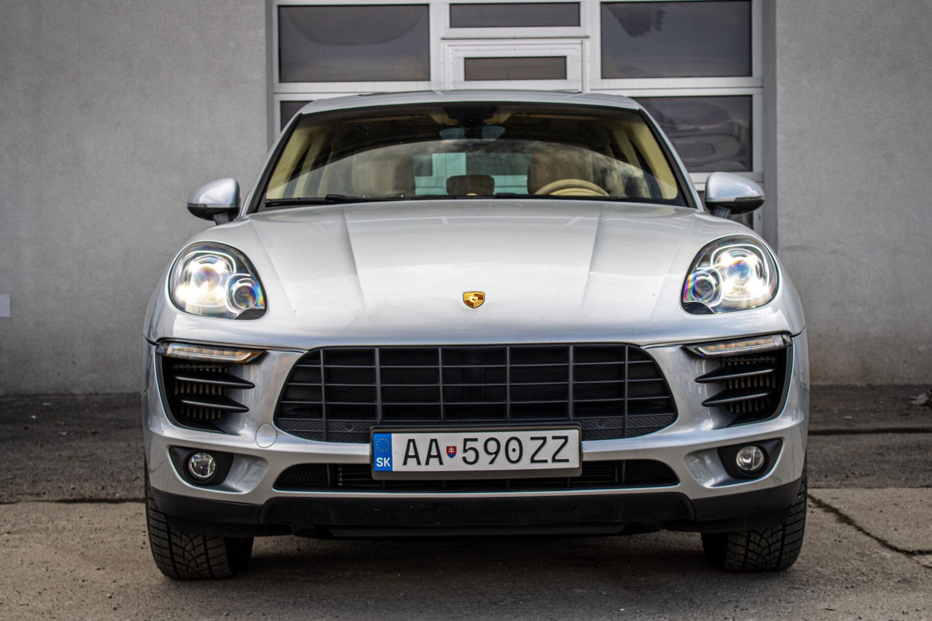 2014 Porsche Macan S, strieborná suv, 125 433 km