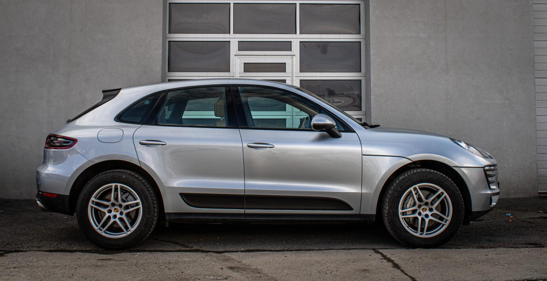2014 Porsche Macan S, strieborná suv, 125 433 km