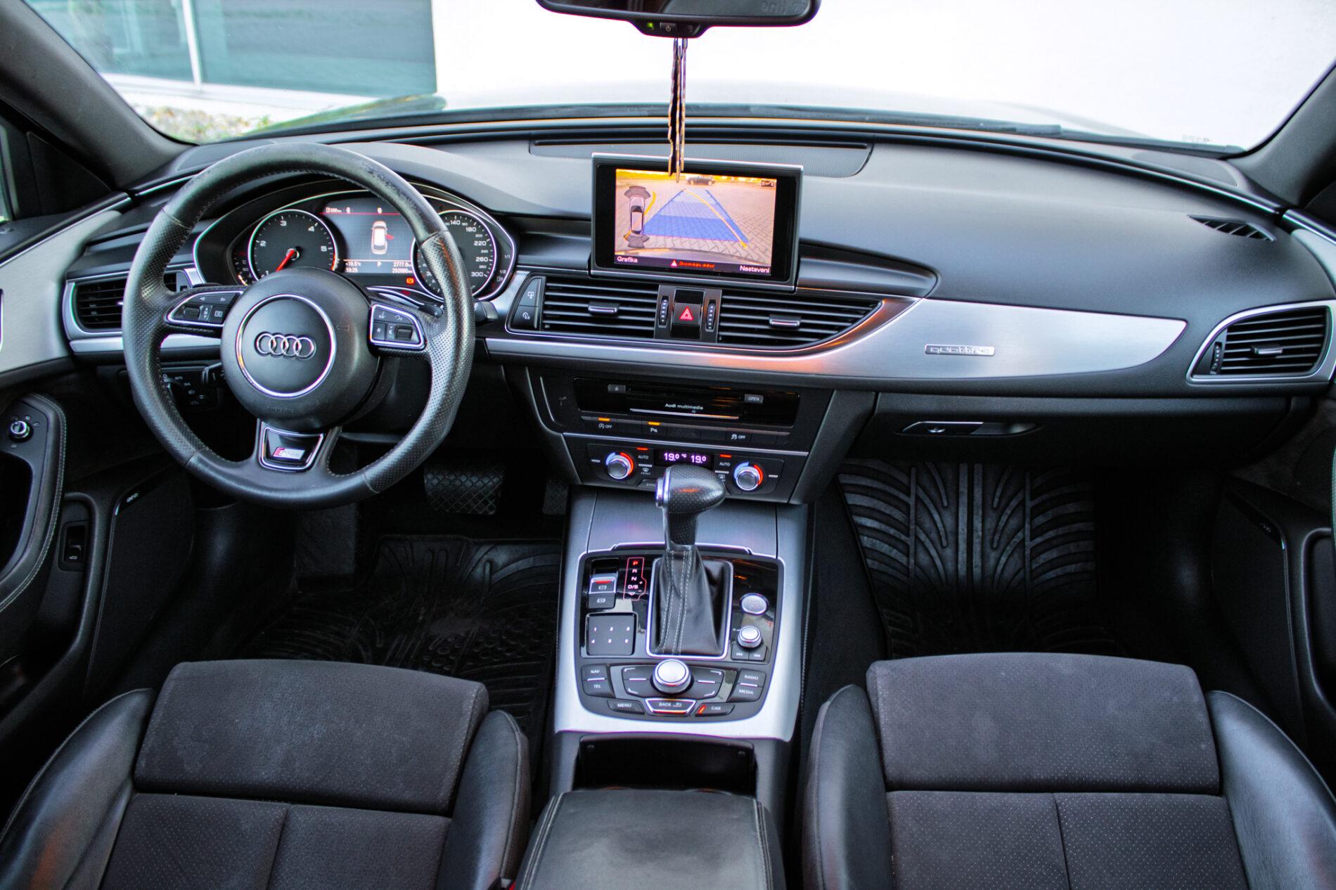 2013 AUDI A6, sivá kombi, 292 886 km