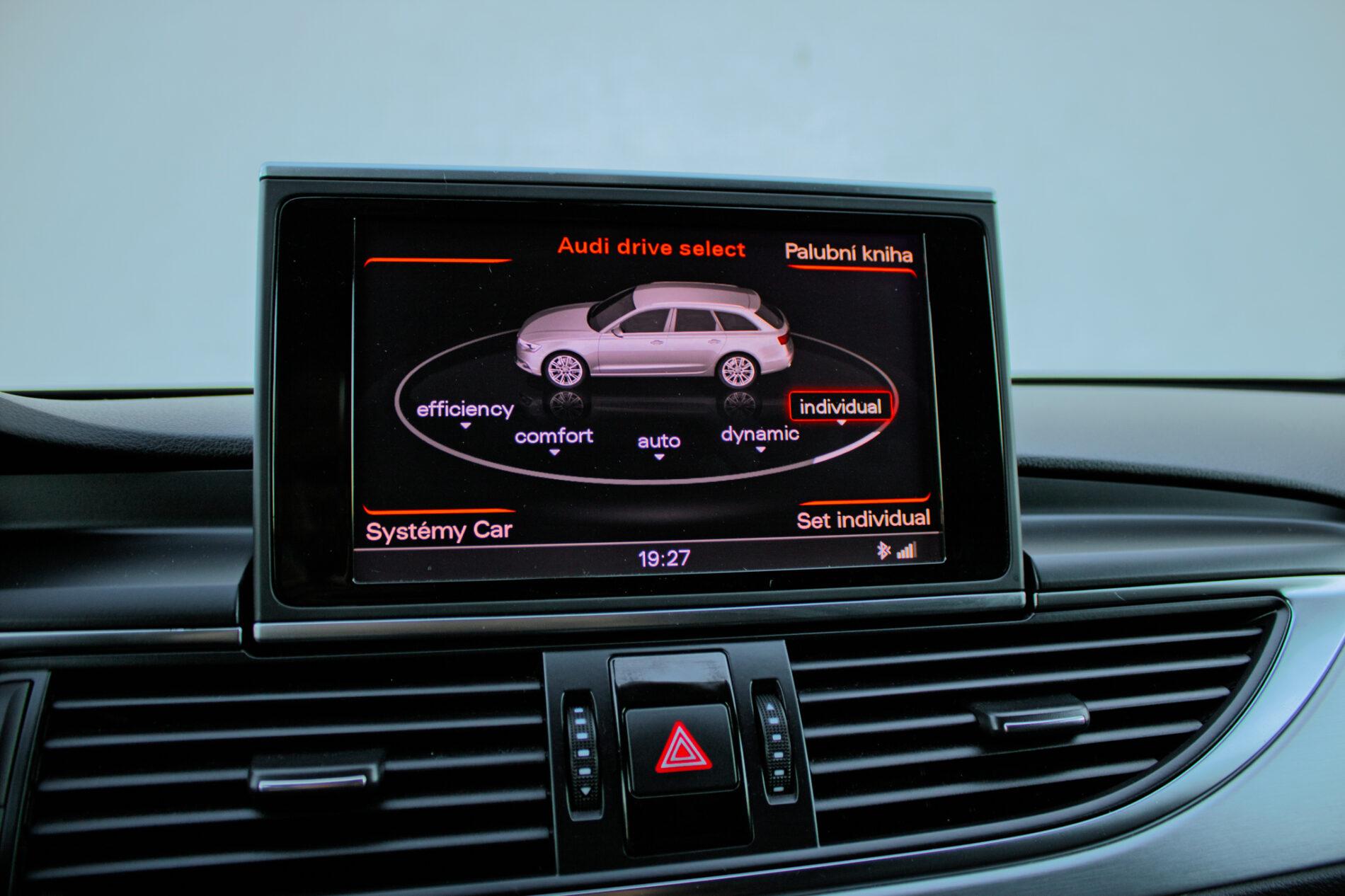 2013 AUDI A6, sivá kombi, 292 886 km