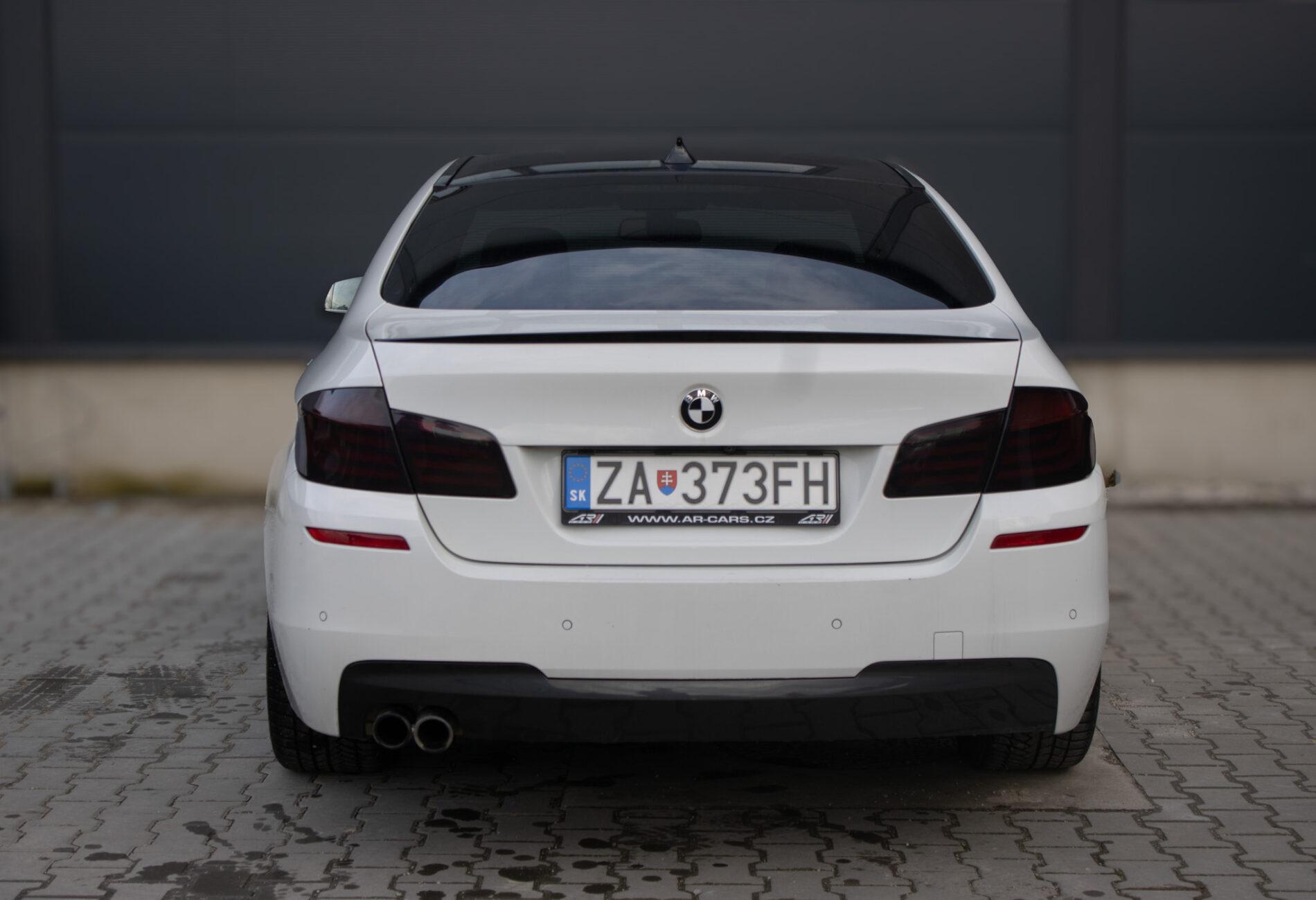 2012 BMW 530d, biela sedan, 254 243 km