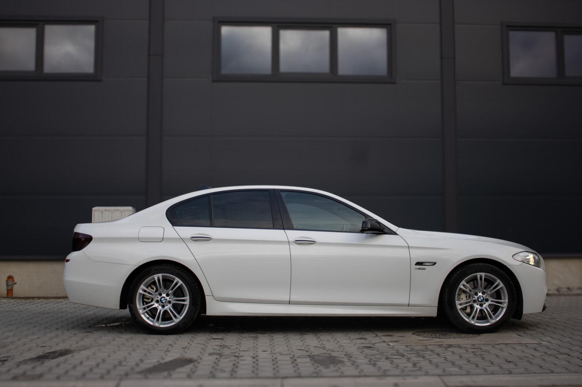 2012 BMW 530d, biela sedan, 254 243 km