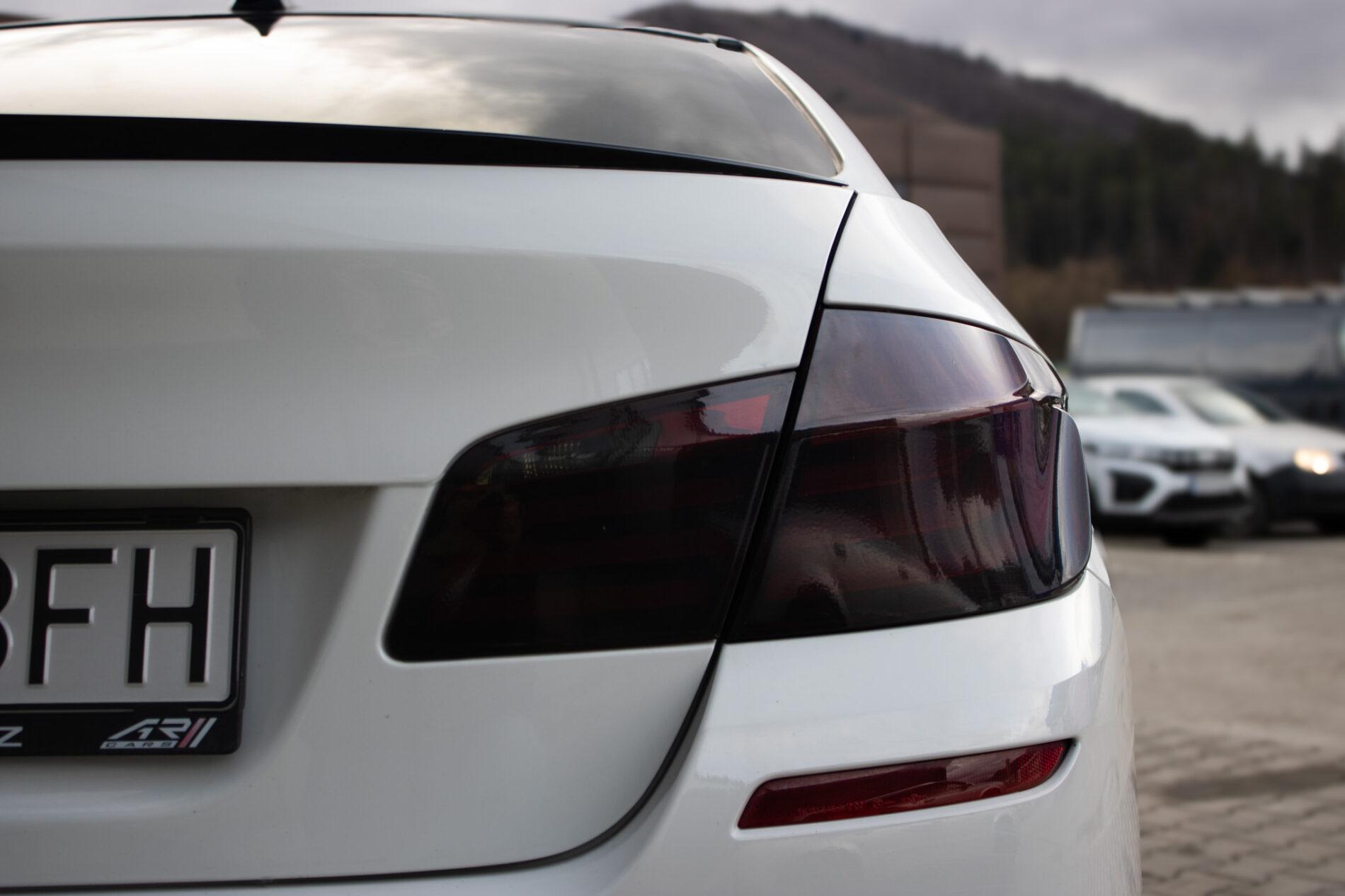 2012 BMW 530d, biela sedan, 254 243 km