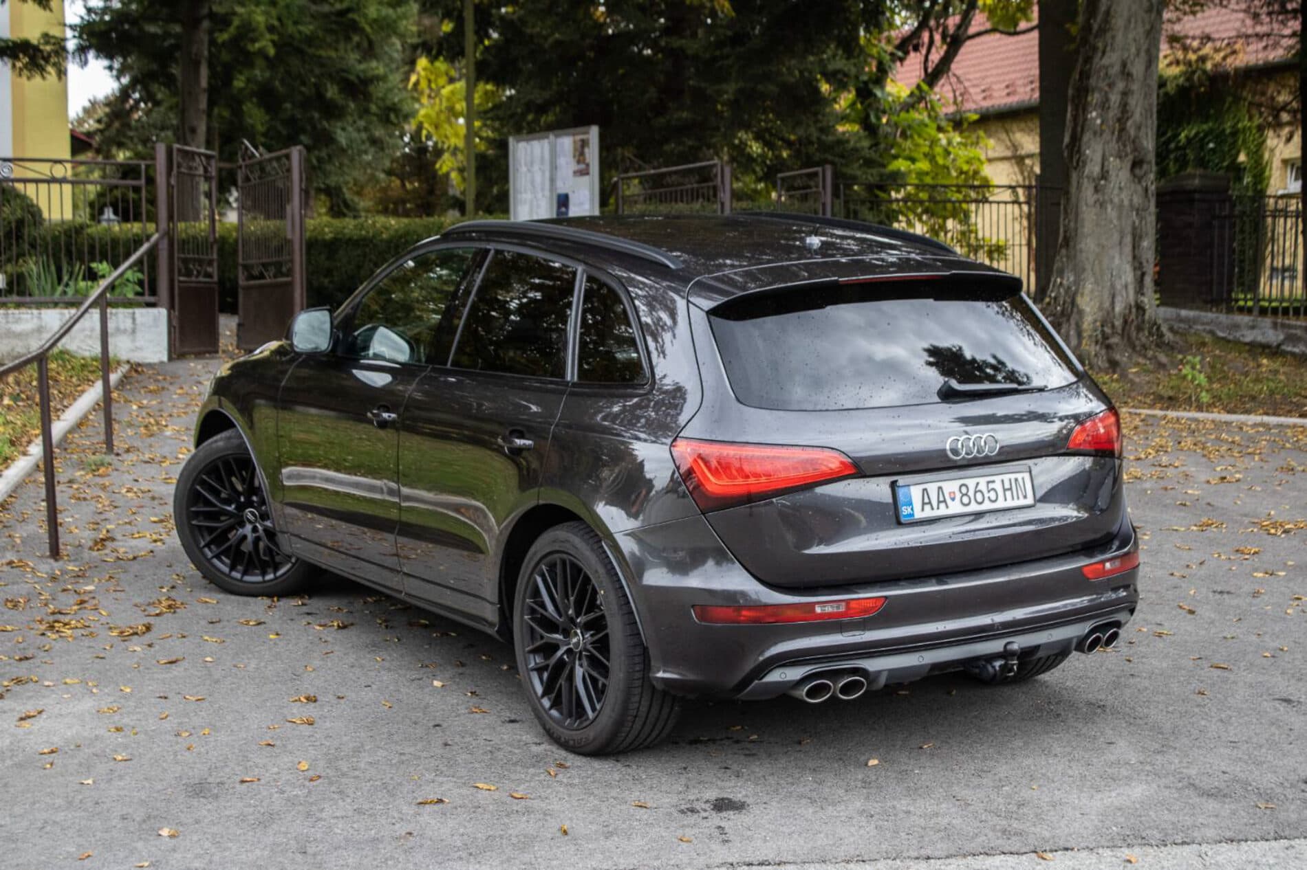 2015 AUDI SQ5, sivá suv, 270 000 km