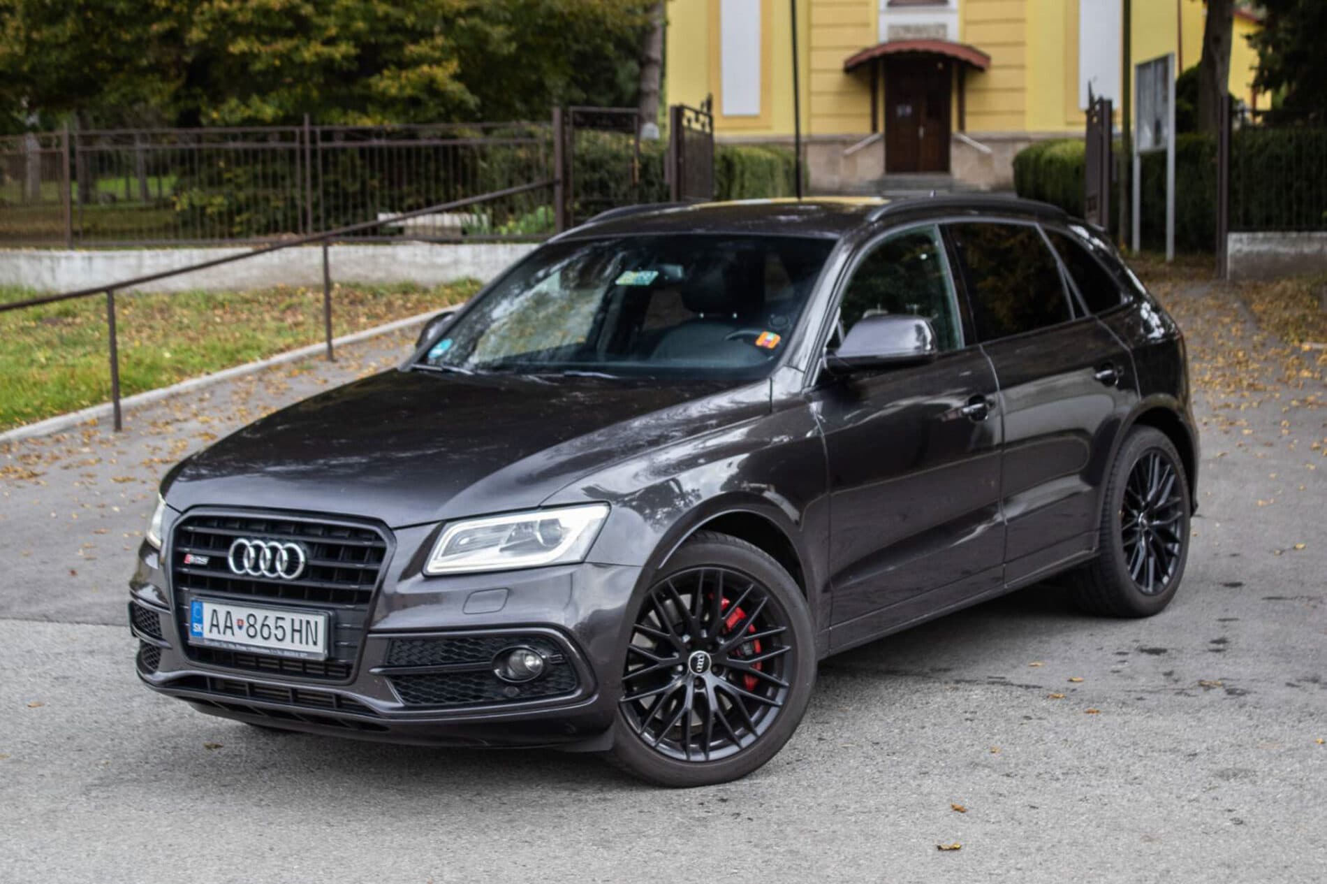 2015 AUDI SQ5, sivá suv, 270 000 km
